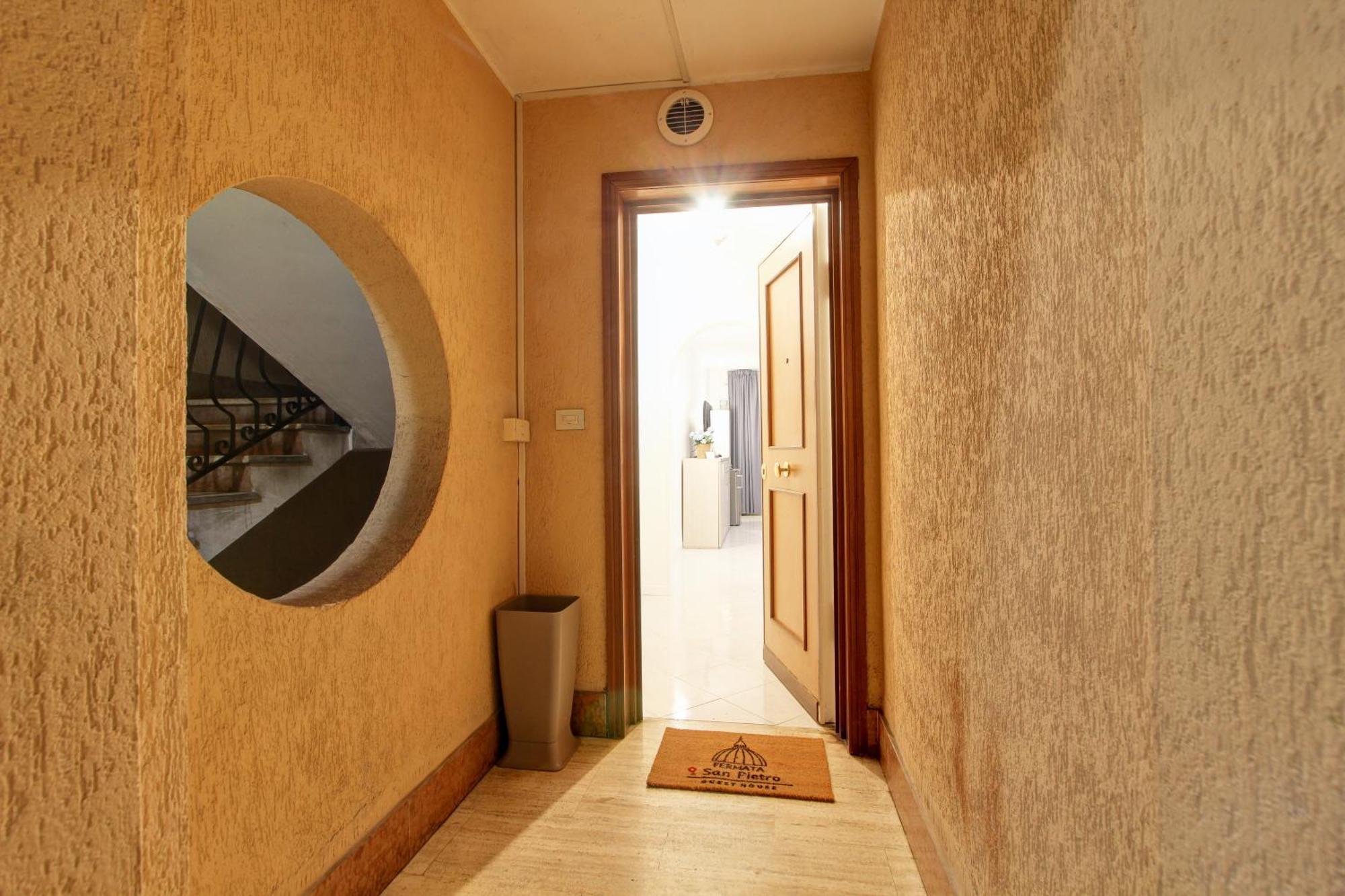 Fermata San Pietro - Appartamento Con Parcheggio Рим Экстерьер фото